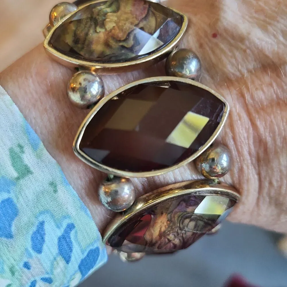 Vintage Gold Tone Stretch Bracelet Faceted Brown Stones With Iridescent Accents
